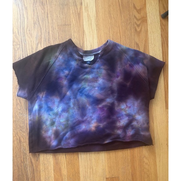 Universal Thread Tops - Universal Thread Ice Dye Upcycled Short Sleeve Sweatshirt Purple Blue‎ Medium